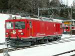 e-loks-gem-4-4-801-802 Zweikraftlok Gem 4/4 801 vor dem Depot in Pontresina.28.03.10