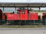 ee-3-3 SBB - Rangierlok Ee 3/3 16.... Abgestellt im SBB Werkst�tteareal von Biel am 03.04.2010