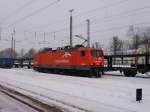 143 001 am 10.02.10 im Bahnhof Guben  ...