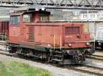 SBB - Dieselrangierlok Em 3/3 18815 in Delemont am 18.04.2010 ...