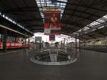 Der gro�e Mittelbahnsteig in Erfurt Hbf; 30.11.2011  ...