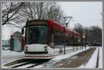 Endstelle Thrüringenhalle mit einem Combino. Aufgenommen am 08.01.10 ... Endstelle Thrüringenhalle mit einem Combino. Aufgenommen am 08.01.10 ...