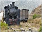 Eritrean Railways steamtrain special in Lessa. 442.56 setzt den schweren Personenwagen aus, um für weitere Aufnahmen Dampf zu sparen. (17.01.2019)