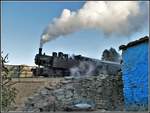 Eritrean Railways steamtrain special mit 442.56 verlässt Arbaroba Richtung Shegerini.