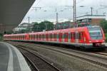 422 522-3 bei der Einfahrt in den Essener Hauptbahnhof 20.6.2010 ...