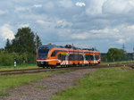 Zug aus Narva nach Tallinn bei der Einfahrt in Tapa.