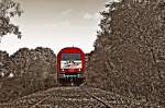 EVB Eisenbahnen und Verkehsbetriebe Elbe Weser GmbH EVB 420 13 bei Bauarbeiten zwischen Bremerf�rde und Geestenseth am 25.10.09, fotografiert vom �berweg aus vor Geestenseth