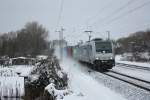 185 680 von EVB mit einem Containerzug bei Misburg am ...