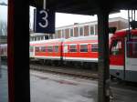 Dies ist eher ein Experiment.
Aus einer Wagent�r des RE12(k�ln-Trier) in ...