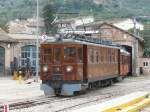 Ferrocarril de Soller 12.01.10,TW 3 rangiert im Bf.S�ller auf Mallorca.