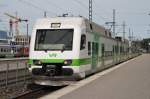 Hier Sm4 6411 und Sm4 6301 als S H von Riihimki nach Helsinki, bei der Einfahrt am 19.6.2013 in Helsinki.