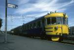 VR Dm 7 Nr. 4114 und Beiwagen brachte uns nach Mikkeli. Mit solchen Schienenbussen waren wir an einem Stck whrend 8 Stunden unterwegs. Juli 1982, HQ-Scan ab Dia.