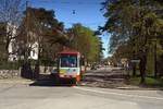 Nachfolger der MLNRV 1 der Straßenbahn Helsinki waren die zwischen 1983 und 1987 beschafften MLNRV 2, die sich optisch wenig von ihren Vorgängern unterschieden, allerdings eine moderne