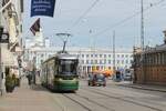 Fahrzeug 443 der HKL/HST vom Typ Skoda-Arctic (Transtech) MLNRV III Tram TW 52 am 14.5.2022 auf der Linie 2 (Olympiaterminaali – Länsi-Pasila).