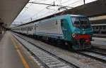 Hier E464 585 mit ...  Alexander Borchardt 30.08.2011