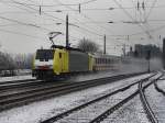 fnm-ferrovia-nord-milano--nordcargo-und-lenord Die ES 64 F4.089 am 19.12.2009 mit einem Italienischen EC bei der Durchfahrt in Brixlegg. 