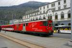 FO Furka-Oberalp-Bahn Vor dem Bahnhofvorfeld von Brig starte ein Regionalzug die Fahrt durchs obere Rhonetal; 20.04.2010