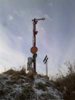 Einfahrsignal in den Bahnhof Schwindegg aus M�hldorf kommend...
am 17.12.2009 um ...