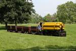 frankfurter-feldbahnmuseum-ev FFM Feldbahnfest - 35J FFM - 06.06.2010: Die Druckluftlok wird nur �u�erst selten zur Vorf�hrung eingesetzt. - Weitere Fotos siehe auch auf http://www.schmalspuralbum.de/
