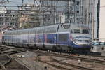 Am 17.08.2016 erreicht ein TGV Duplex aus Paris den Bahnhof Lyon Part-Dieu und fährt anschließend weiter richtung Mittelmeer.