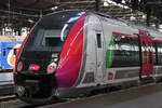 Am 12.08.2016 steht ein NAT (Z 50000) der Transilien Linie L im Bahnhof Paris Saint-Lazare.