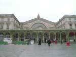 Einer der zwei Eingnge des Gare de l'Est am 28.2.2008