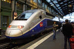 SNCF TGV Dasye, oder TGV Duplex Asynchrone ERTMS, No. 715, Paris Gare de Lyon, 8.10.2012.