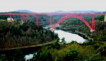 Frankreich, Ligne des Causses (1500V Gleichstrom) von Bziers (Languedoc-Roussillon) nach Neussargues (Auvergne) , Viaduc de Garabit ber das Tal der Truyre, von Gustave Eiffel erbaut und 1884