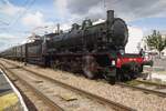 SNCF 140 C-38 steht mit ein Dampfzug der ganzen tag am 18 September in Nevers.