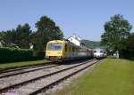 Zwei legendäre französische Triebwagen:  Links der SNCF X2725+XR7725 (RGP1 - Rame à Grand Parcours, Fernverkehrszug 1-Motorig) und  rechts der ex SNCF X2908 (aus der Serie X2800, Typ