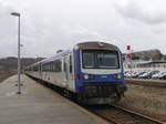 Einfahrt der beiden Triebzge SNCF-X4924+XR8912+X4923 und SNCF-X4926+XR8913+X4925 in Dieppe.
