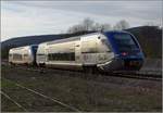 Ein Pärchen Blauwale auf dem Weg von Belfort nach Troyes kurz nach ihrem Halt in Champagney. Es handelt sich um X 73756 und X 73567. April 2017.