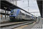 Die beiden SNCF X 73752 und 73753 warten in La Chaux-de-Fonds als TER 18108 nach Besançon-Viotte auf die baldige Abfahrt. 

12. August 2020