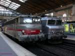 SNCF-BB16051 +SNCF-BB22227  Die Lok links ist eine der letzten aktiven der Reihe BB 16000, die momentan auer Dienst gestellt wird.