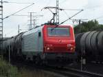 CB-Rail E37 518 mit einem Kesselwagenzug gen Sden. (Fulda, 23.07.11)