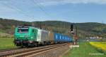 437023 SNCF rollt am 28.04.12 mit der  Blauen Wand  durch das Fuldatal bei Ludwigsaumhle Richtung Bad Hersfeld.