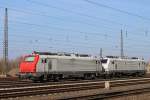 CBR/TWE E37 517+Akiem/TWE E37 527 am 8.3.14 abgestellt in Duisburg-Entenfang.