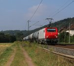 Die E37 520 der CB Rail bespannte am 26.07.2014 einen Kesselwagenzug in Richtung Norden. Aufgenommen in Ludwigsau-Friedlos.