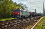 37 520 ist mit einen Kesselzug in Richtung Eisenach unterwegs gesehen am 10.05.16 bei Wutha.