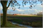 Leider versteckte sich die Sonne hinter einer Wolke wenn dieser Thalys an mir vorbei fuhr.