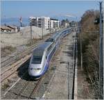 Der TGV 6508  Paris-Alpes  verlässt Evian in Richtung Paris Gare de Lyon.
Der führende Triebkopf des TGV 287 trägt die UIC Nummer 93 87 0029 174-4F-SNCF, der hintere die N° 93 87 0029 173-6 F-SNCF.

23. März 2019