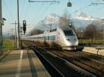 Erster Fahrplanmssiger TGV (Winterfahrplan) Paris/Est-Chur am 15.12.07,hier im  Heidiland  bei Maienfeld.Im Hintergrund der  Eisenberg  Gonzen