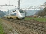 TGV  Lyria  Paris/Est-Chur am 15.03.08 bei Mels/SG.Im Hintergrund die Churfirsten.