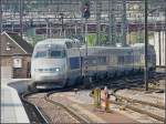 Der TGV aus Paris fotografiert bei der Einfahrt in den Bahnhof von Luxemburg am 28.07.08.