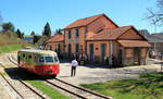 Museums- und Touristikbahnen im französischen Zentralmassiv: Im Norden des Train de L Ardeche blieb ein weiterer Streckenteil des ehemaligen Meterspurnetzes erhalten, auf dem heute der Velay