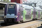 Ausfahrt eins Coradia Dulpex Triebzuges der TER Rhone-Alpes am 17.08.2016 in Lyon Part-Dieu.