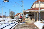 Die französische Strecke Les Verrières - Pontarlier - Frasne: Ein SBB-Pendelzug NPZ fährt in Pontarlier ein, von Frasne herkommend. 16.Februar 2019 