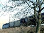 Frankreich, Meuse, eine SNCF  Danseuse  des Typs BB-16500,in Originalausfhrung, mit einem Gterzug, Scan eines Dias aus dem Jahr 1976