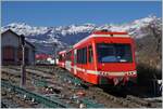 Nachdem in Saint Germain-Les-Bains-le-Fayet der SNCF Z 800 803/804 als TER nach Vallorcine bereitgestellt wurde, war es nun am SNCF Z 850 055 der von Vallorcine angekommen ist, sich ins Dépôt zu begeben. 

14. Februar 2023