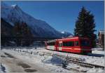 Pünktlich zur Abfahrt des Triebzuges 94 87 0001 854-2 F SNCF, der als TER 18911 von Chamonix Mont Blanc nach Vallorcine fährt, erreichten die Sonnestrahlen endlich den nördlichen Bahnhofskopf.
10. Feb. 2015